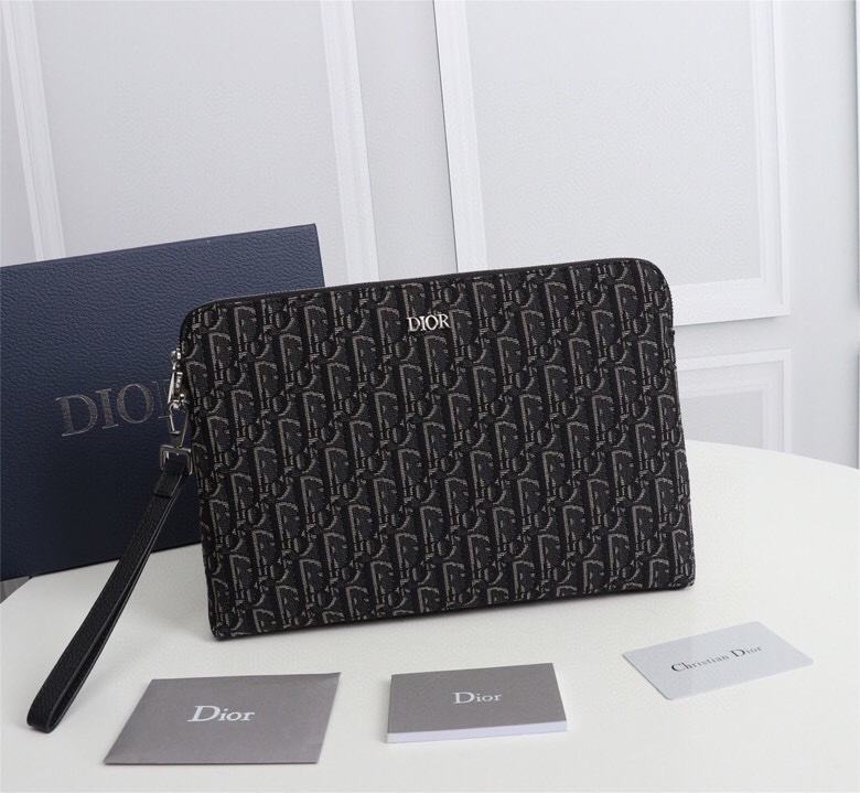 Christian Dior Clutch Bags